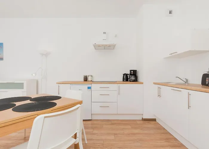 Pod Lipami - By Jantar Apartamenty Kolobrzeg